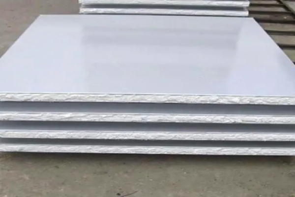 钢钙板：建筑安全的革新之选